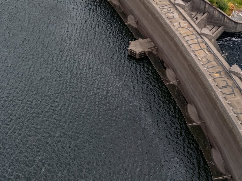The water level at the Clywedog Reservoir has dropped significantly in recent weeks.