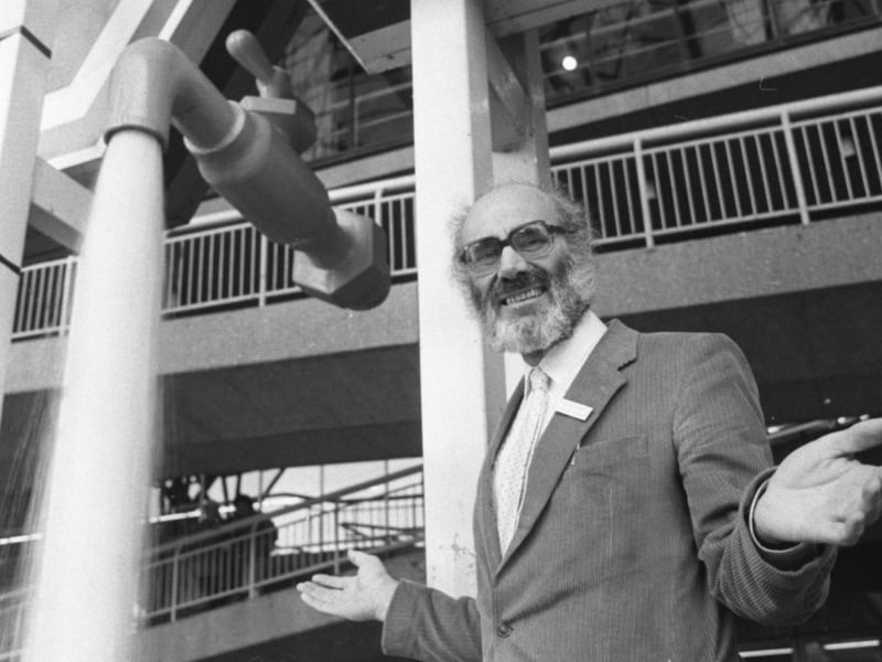 In 1987, Ted Stoddart was pictured at Crowtree Leisure Centre with a freestanding tap similar to the one displayed at Roker Park.
Danny Rock believes that Sunderland had 'the first floating tap in the UK'.