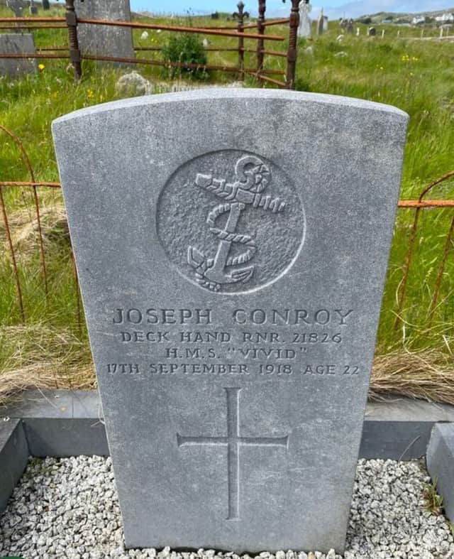 The grave of Joseph Conroy of Royal Navy Reserve in Gurteen Cemetery, Roundstone. Photo: Malcolm Ross, Commonwealth War Graves Commission.