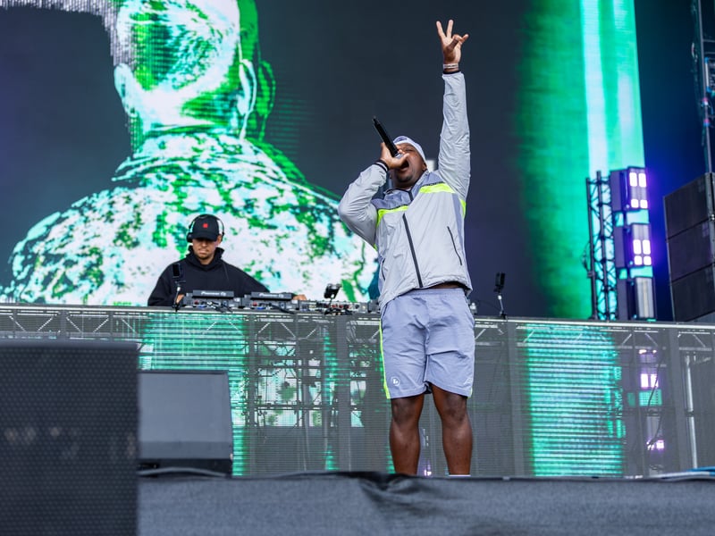 Crowds watching Rudimental on the first day of Victorious Festival 2026. 


Picture: Marcin Jedrysiak