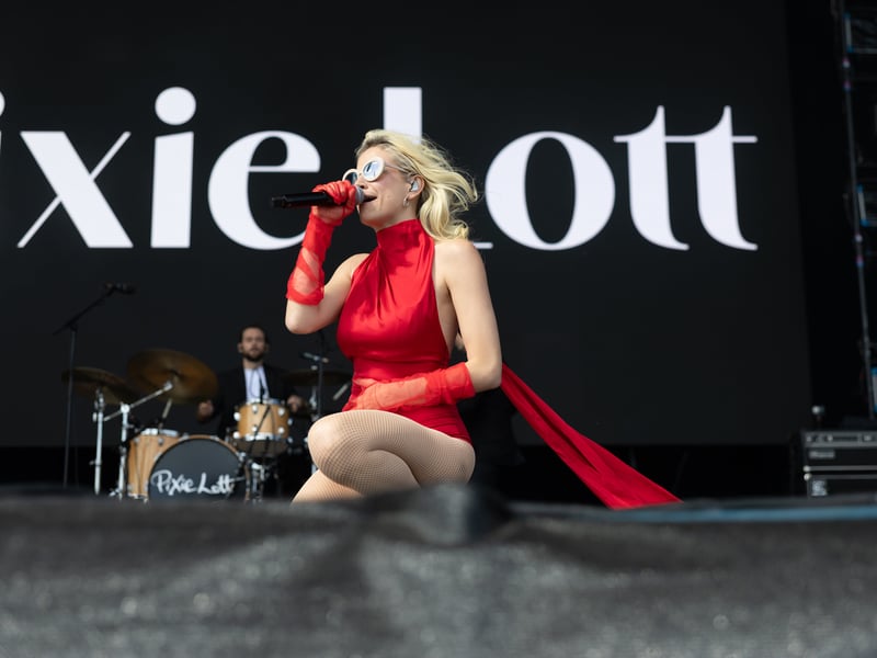 Pixie Lott on the Common Stage on August 28. 

Picture: Marcin Jedrysiak