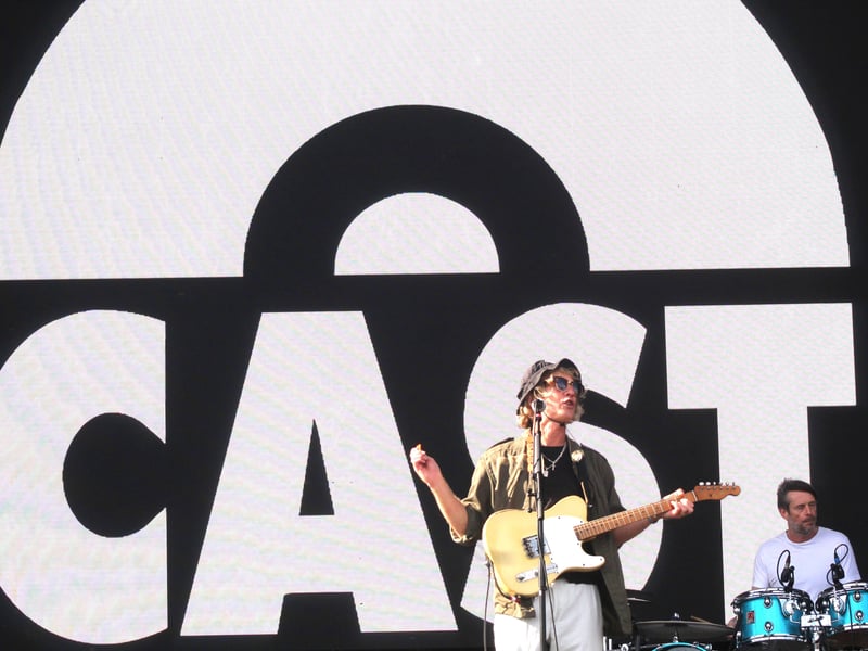 Cast playing on Common Stage at Victorious on Friday, August 28.

Pictured: John Power

Picture: Paul Windsor 