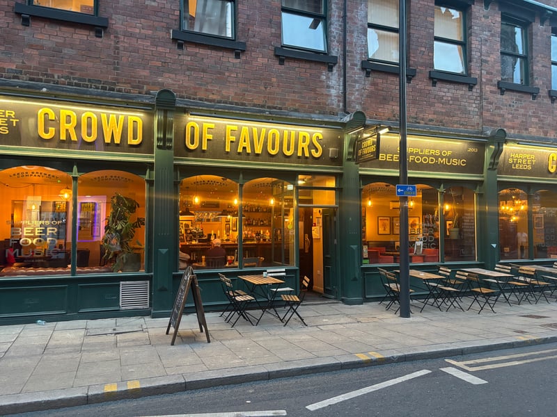 A multi-venue bar crawl hitting top city-centre indie spots with drink deals, shot tokens, live host guides, and hundreds of costumed crawlers moving across the city. 🎃 Starts at Crowd of Favours, Harper Street
