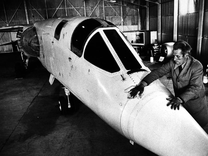 Chargehand cleaner Tom Cotterell gives a surviving TSR2 supersonic jet a polish at RAF Cosford in May 1975. The aircraft was destined for display at the RAF Aerospace Museum and, despite never taking to the skies, had been used for taxi trials. Do you remember seeing the TSR2 at Cosford, or visiting the museum in its early days?