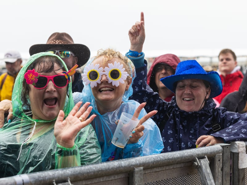 Crowds watching Lottery Winners on the Common Stage on Saturday, August 29. 

Picture: Marcin Jedrysiak
