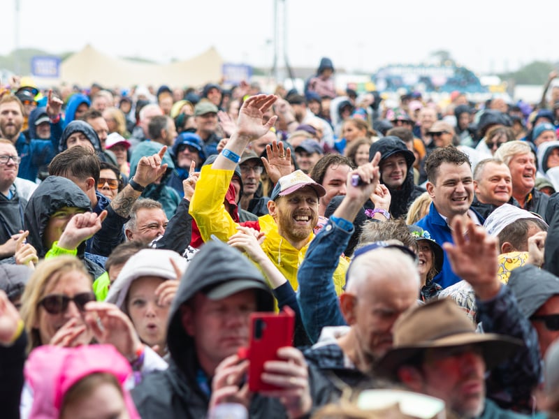 Crowds watching Lottery Winners on the Common Stage on Saturday, August 29. 

Picture: Marcin Jedrysiak