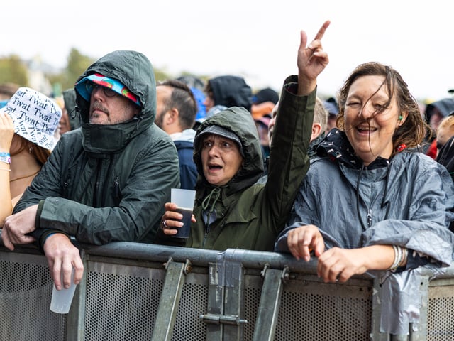 Crowds watching Lottery Winners on the Common Stage on Saturday, August 29. 

Picture: Marcin Jedrysiak