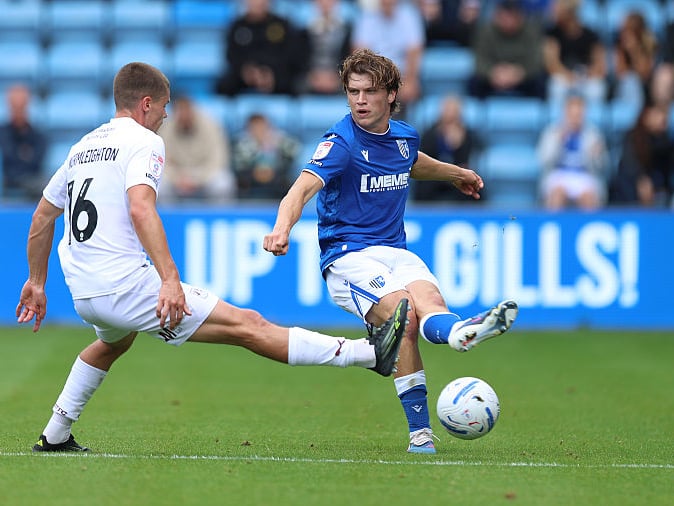 Got his judgement wrong in allowing McManus a free header for the opening goal and that set the tone for a difficult 25 minutes. Hogg was proactive in changing it and he was the man sacrificed... 5