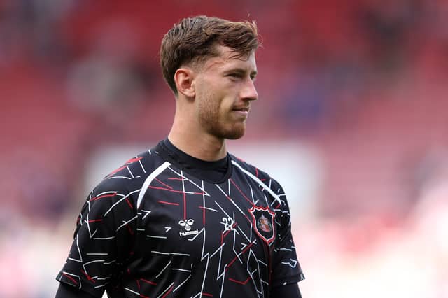 Melker Ellborg was not registered for the league phase of this competition due to the homegrown quotes and so Roefs seems certain to continue here.