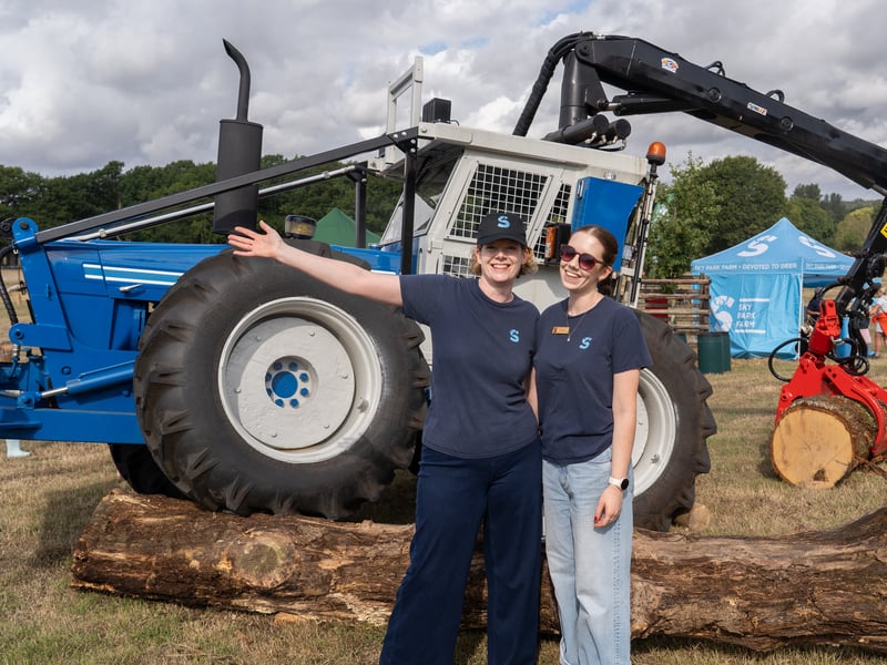 Jenny Walters and Poppy Smith at Skyfest