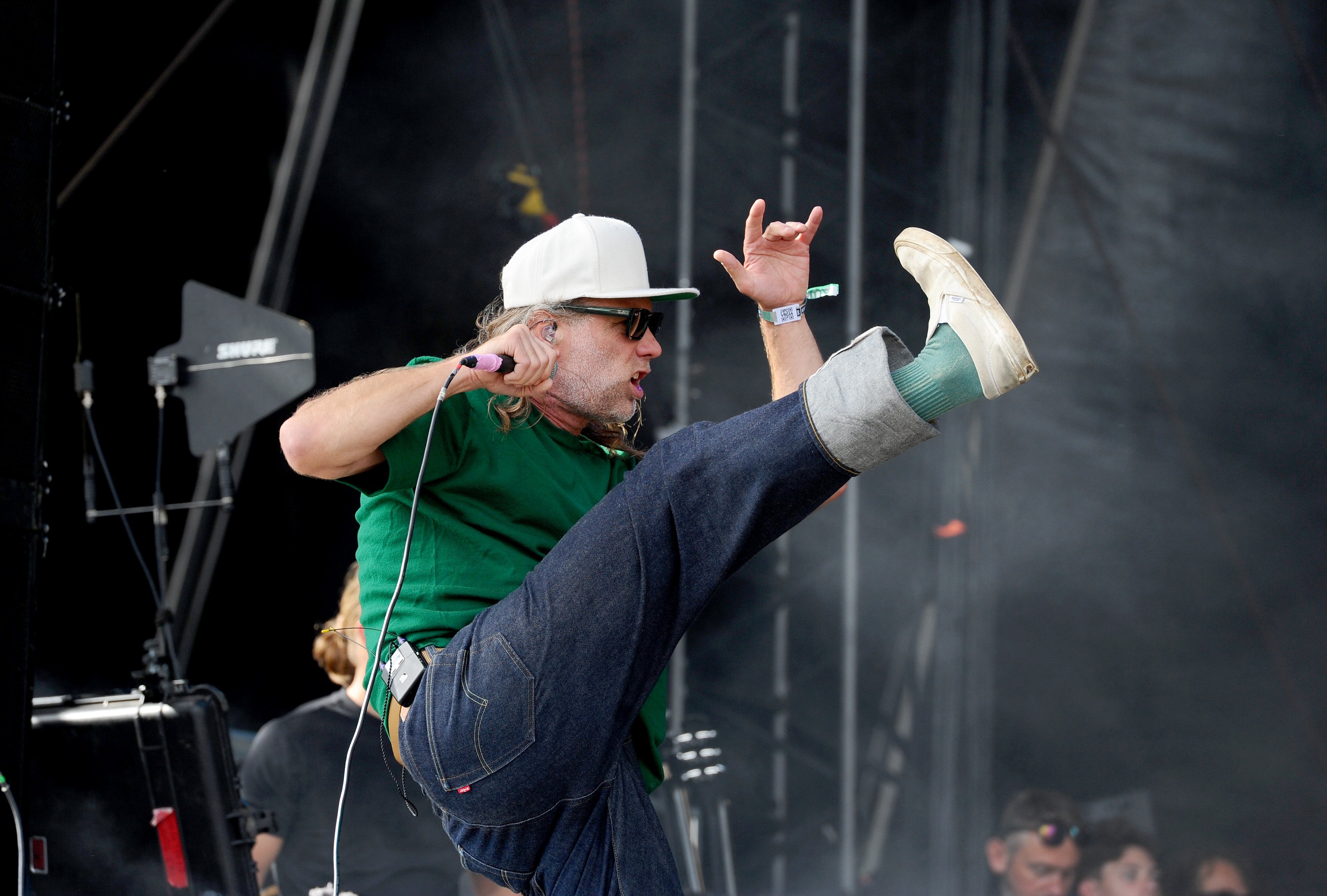 Reef performing on the Common Stage.