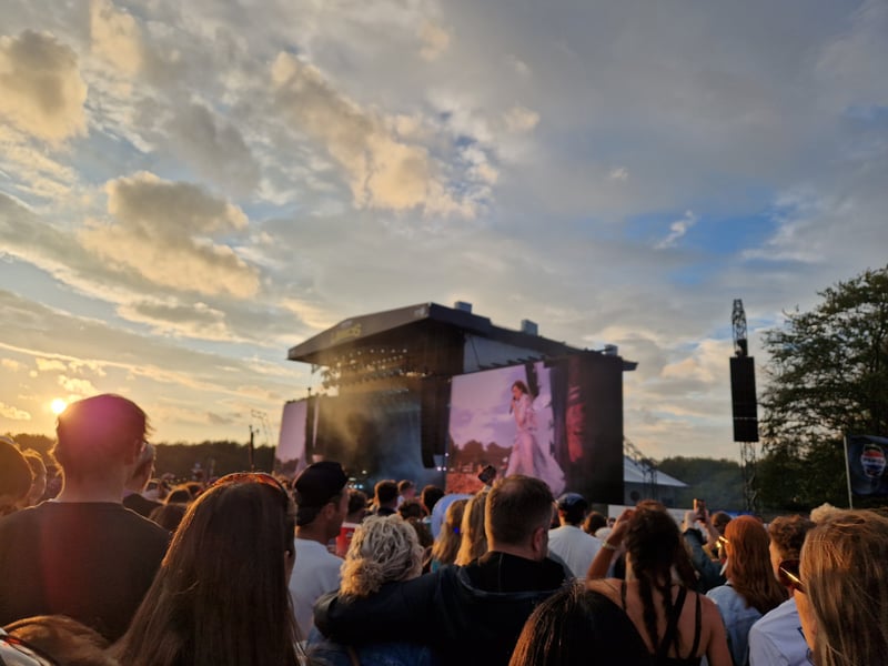 Florence + The Machine wowed crowds with their headline set 