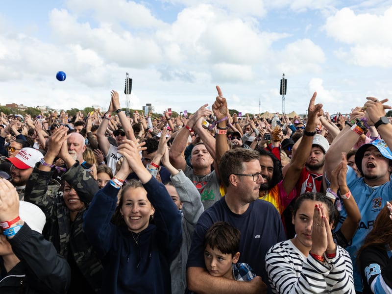 Crowds enjoy The Enemy on the Common Stage