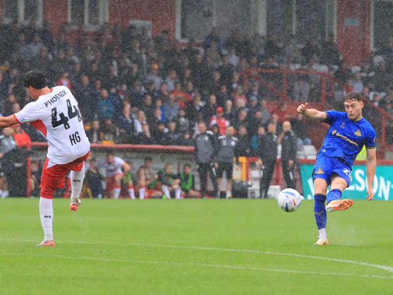  Jack Senior curled home a stunning equaliser in the match between Stevenage and Doncaster Rovers and has started the season in excellent fashion.