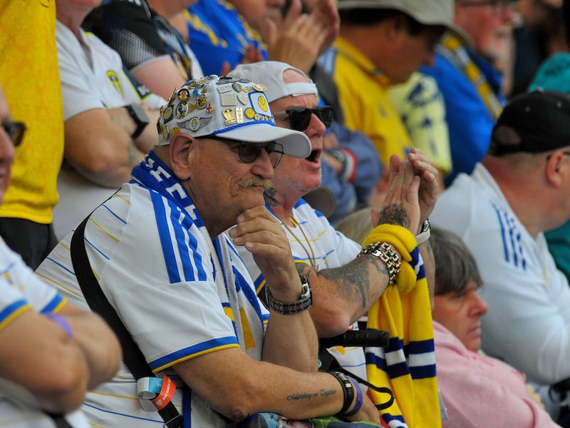Leeds United v Brentford Premier League sun 30-08-2026 pic Steve RidingLeeds fans in the Kop 