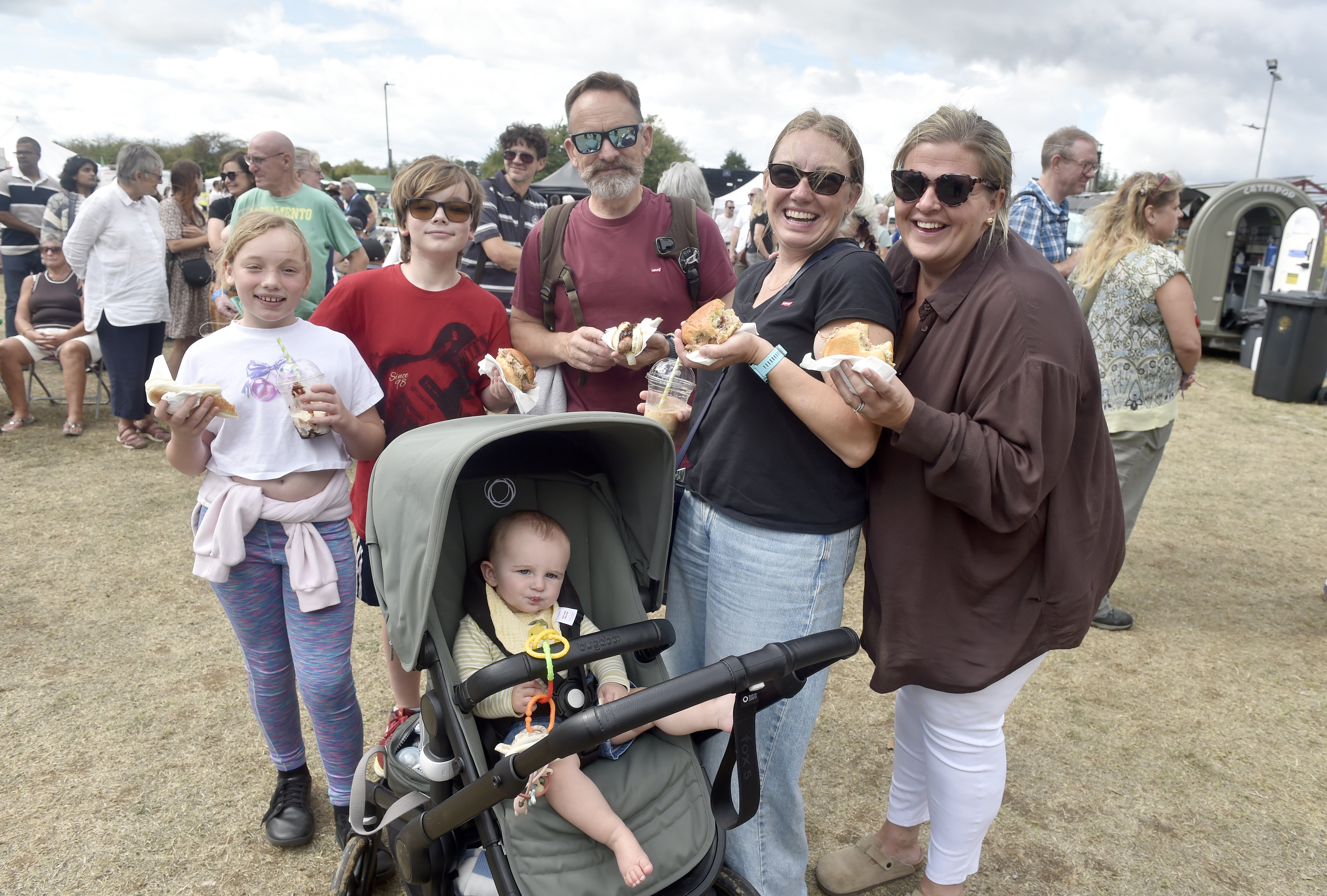 (l-r) Zara Maher (10), William Maher (12), Chris Maher, Julie Maher all from Bosham with Sophie Chadburn and her son (front) Freddie Chadburn (8 months old) from Funtington.

Picture: Sarah Standing (310826-6438)
