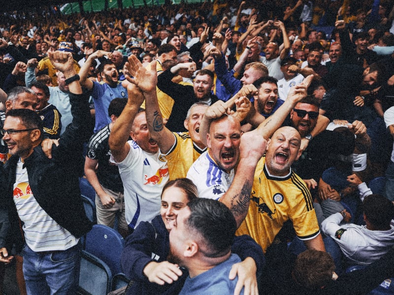 Leeds United fans vs Brentford