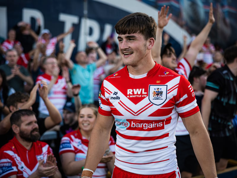 Grade B head contact: 3 penalty points, total penalty points 3, fine.