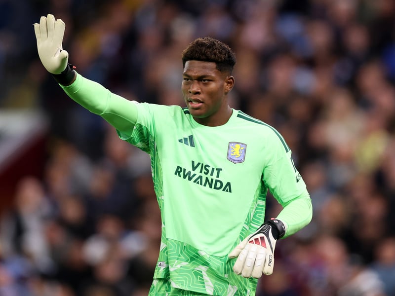 Looking to switch things up in the nets? While many FPL managers will opt for Alisson this weekend, why not be smarter and pick this Japanese international instead? Villa got back to winning ways in the Champions League midweek, and will be looking to pick up their first win when they host Nottingham Forest this weekend. The fourth-highest-scoring stopper in the FPL this season, despite his side's poor start, Suzuki could offer bonus points this weekend as Unai Emery's side look to kick-start their league campaign.