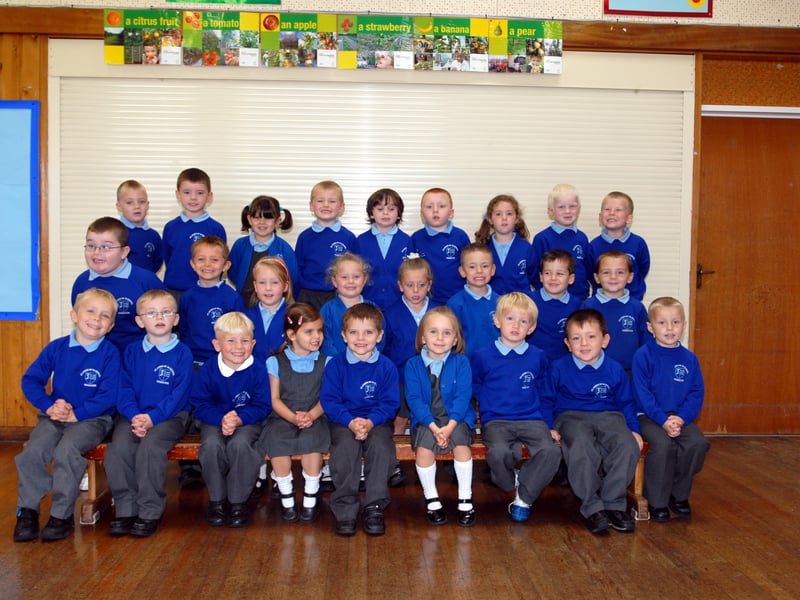 A lovely photo of Miss McBride's class at St James' RC Primary in 2006. Tell us if it brings back happy memories for you.