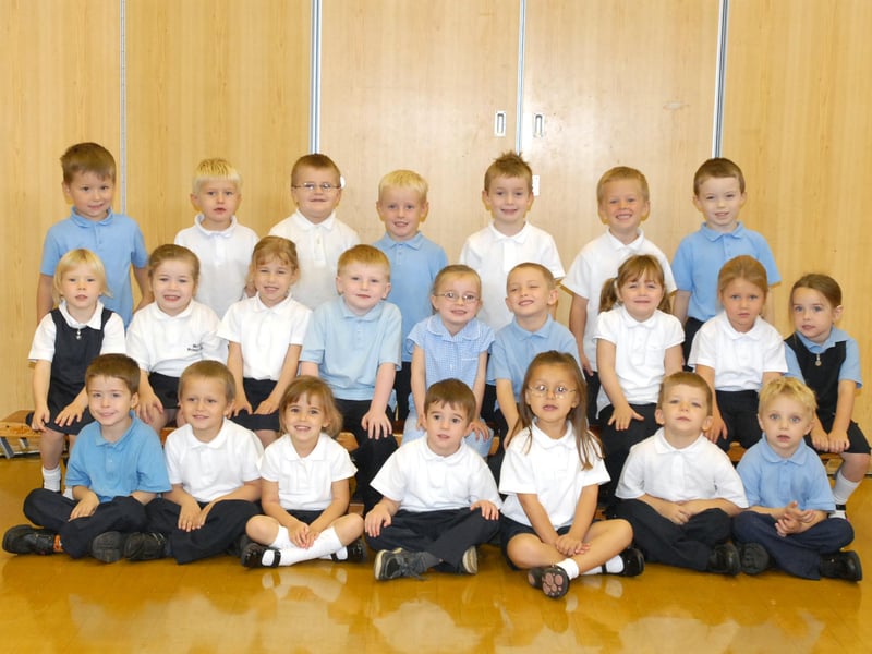 Mortimer Primary School's new starters in 2006. This was the class of Mrs Walker, Mrs Batson and Miss Richardson.