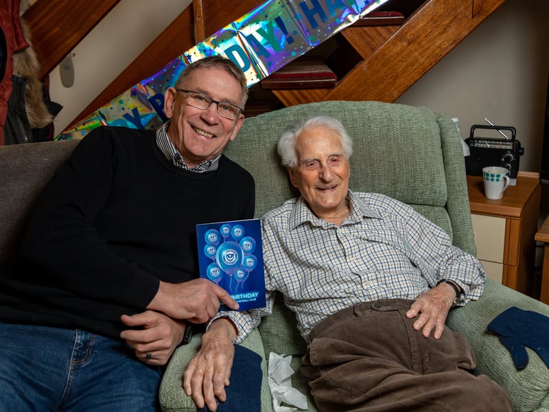 Eric Moore received a visit - and exclusive Pompey birthday card - from Alan Knight on his 108th birthday.
Picture: Mike Cooter (110324)