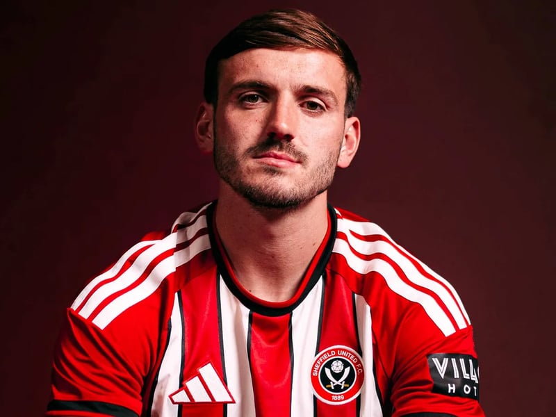 The debutant gave Unitedites an early glimpse of what they can expect from the Coventry City loanee with a decisive early header but one at the other end looked to have made a bigger impact when he nodded in Peck's corner at the back post. But the whistle had already gone for an apparent 'foul' on the 'keeper, who ran straight into Bamford and went down to win the decision. Saw yellow late in the first half for poleaxing Toure, who had moments earlier incensed United players and fans with his celebration after scoring, 
