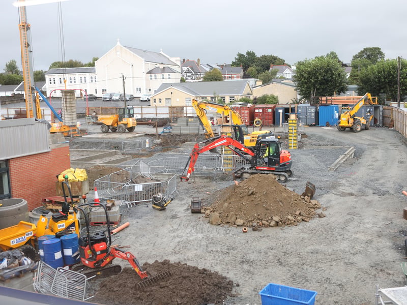 Phase 1 of the new Scoil Íosagáin opened this week, and work is already under away on the second phase.