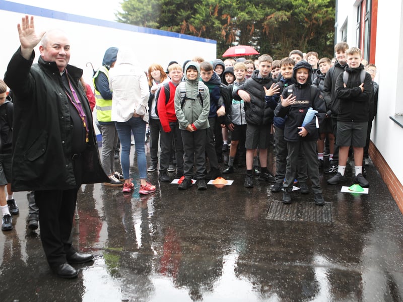 Fr Francis Bradley PP blessed the new Scoil Íosagáin building before the new school term started on Tuesday 1 September