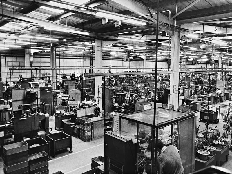 Yale was preparing for a major push into European markets in July 1988, with exports already accounting for one sixth of the company’s business. The Willenhall manufacturer aimed to treble that figure by 1992, when the single European market was due to come into effect. The company had doubled its sales and marketing team and opened a new distribution centre in Rotterdam as it developed products for different European markets. Yale was already exporting around the world, including to Australia and the Far East. Do you remember Yale’s Willenhall factory? Did you or someone in your family work there during the 1980s?