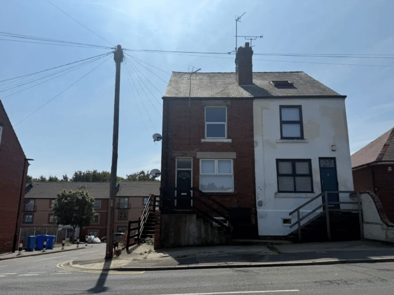 Two flats are for sale near Richmond, with a guide price of £45,000