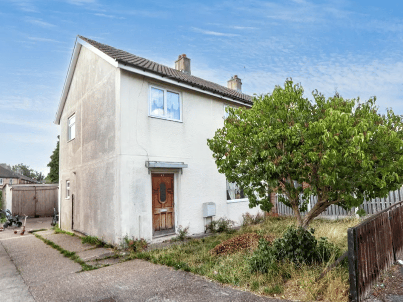 This home, just outside of Sheffield in Aston is up for auction at a guide price of £30,000.