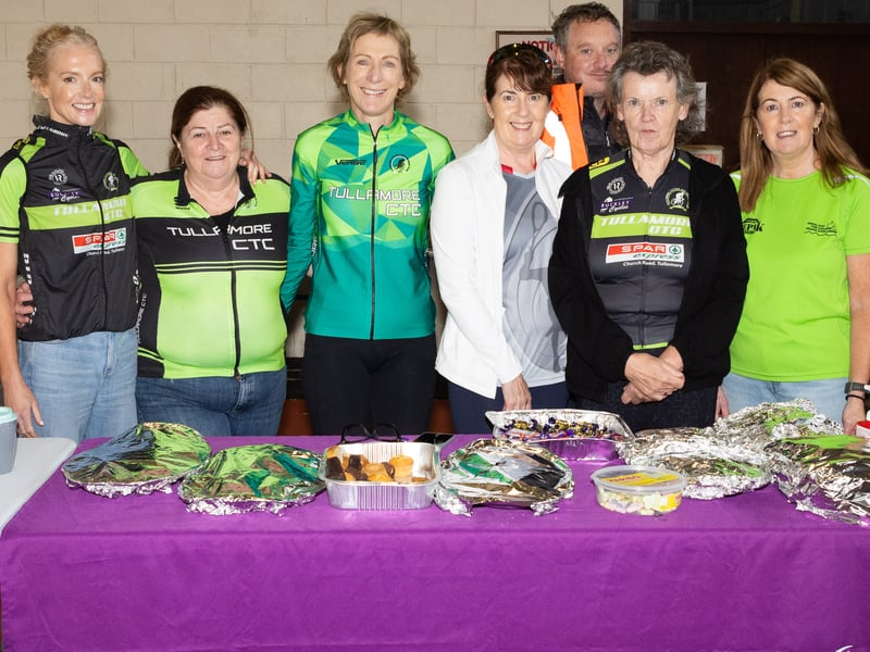 Paula Scott, Moya O'Brien, Bernie Daly, Josie Lalor, Colin Dunne, Carmel Doheny and Trisha Rusk were on duty at the Pedal the Peaks Pat Colgan Challenge. 