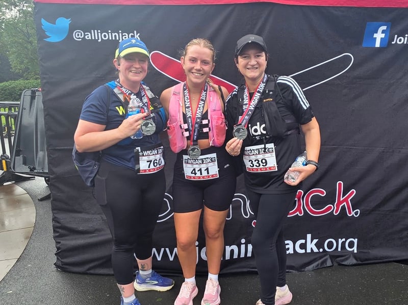 Sarah Conway, Hannah Doolittle and Leah Chadwick