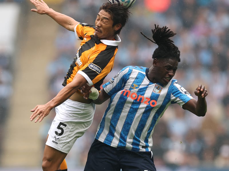 The Japan international has an adductor injury and will not return until next month.