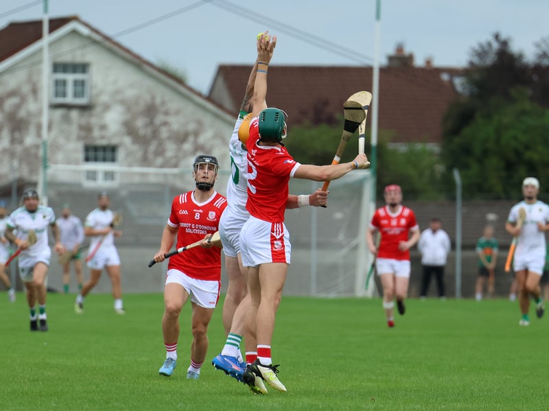 Ross Kenny, Ballybrown and Mathew Fitzgerald Monaleen in action