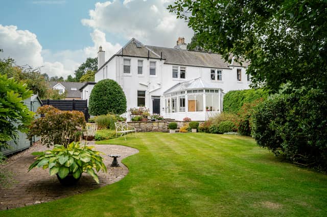 This is a rare opportunity to purchase a semi-detached family home on a considerable plot of approximately a quarter of an acre in the popular village of Balerno. The property is fitted with gas central heating and a mix of both double and single glazed windows.