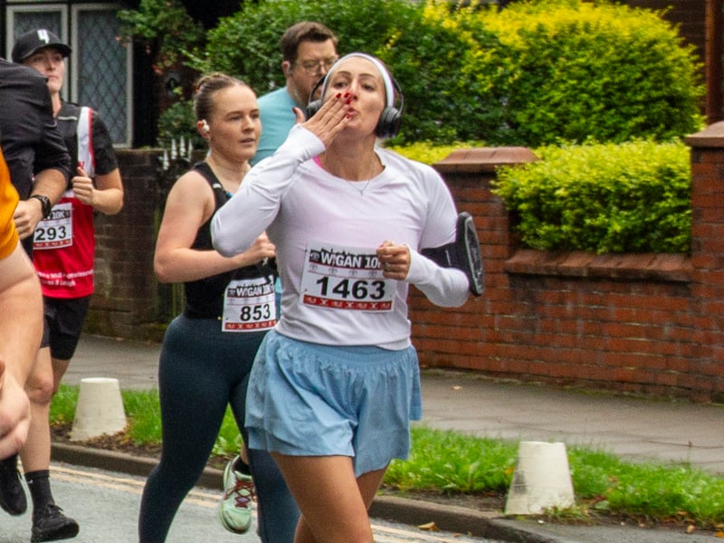 Kisses blown to the crowd. Picture: AM Standish