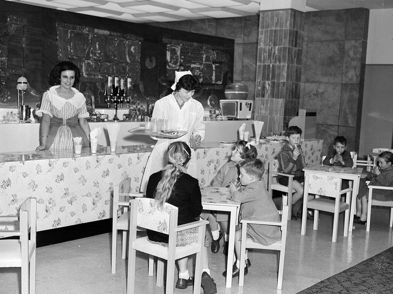 The new milk bar at Goldbergs Department Store in July 1959.