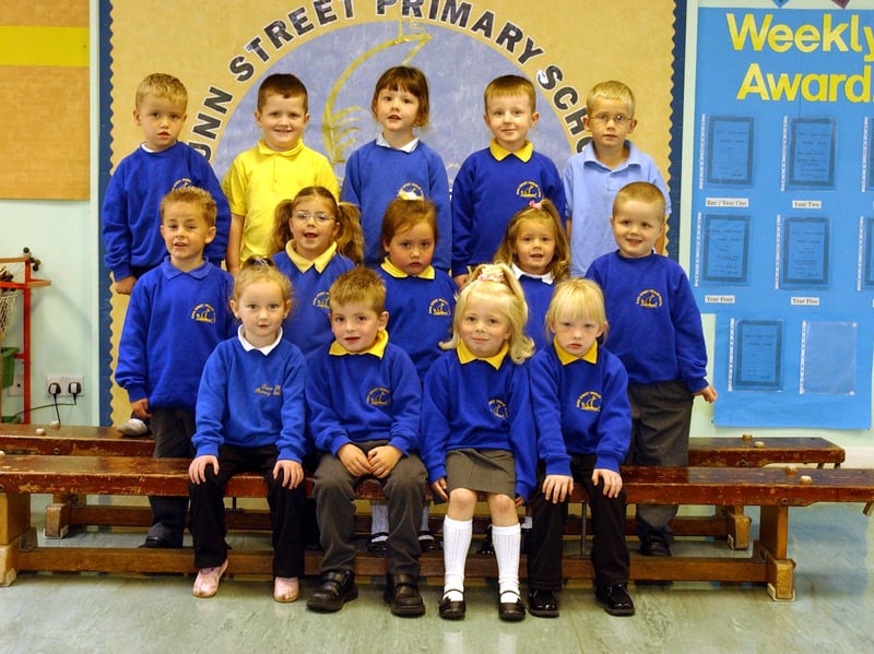 Look at all the happy faces in the Dunn Street Primary School photo, showing Mrs Allon's reception class.