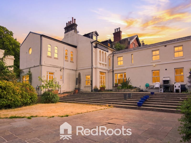 Situated in Regent Square (DN1) one of Doncaster’s most historic and prestigious residential squares this grand, 4-floor, 6-bedroom semi-detached period home (listed at £700,000).