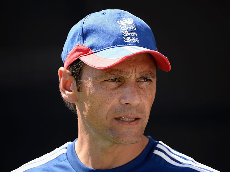 Mark Ramprakash made it two in a row for the world of cricket when he lifted the Strictly trophy in 2006 with dace partner Karen Hardy.