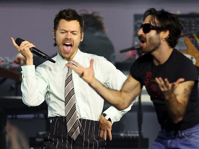Harry Styles' record breaking 12-night residency at London's Wembley Stadium proved that he is one of the biggest live acts in the world at the moment - something that's only been confirmed with his current 30-night residency at New York's Madison Square Gardens. He's now the firm 1/2 favourite to be last up on the Pyramid Stage for one of the three nights in 2027. 