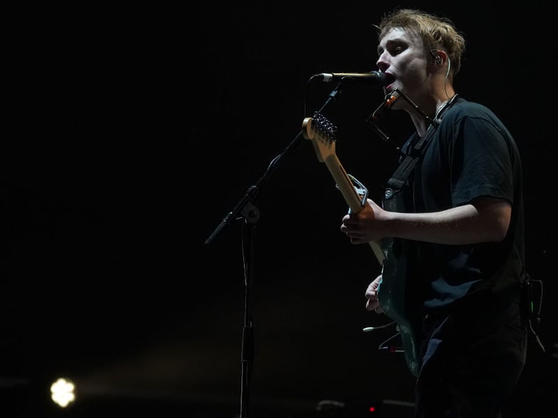 Sam Fender has already proven himself as a festival headliner and should have a new album under his belt by the time Glastonbury 2027 comes around. If his career projectory continues at the current rate he'll be a huge hit on Worthy Farm. He's the 6/4 second favourite to bag one of the three headline slots. 