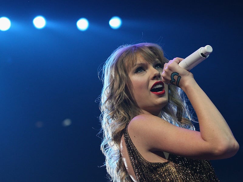 Arguably the biggest artist on the planet at the moment, Taylor Swift has never played Glastonbury - her headline slot in 2020 was cancelled due to the pandemic. She's sure to be near the top of Emily Eavis' wishlist and is now the 2/1 third favourite to finally headline. 