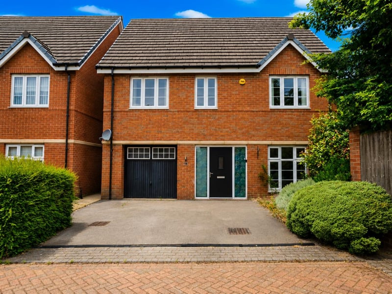 Four bedrooms, two bathrooms, 1,868 square feet