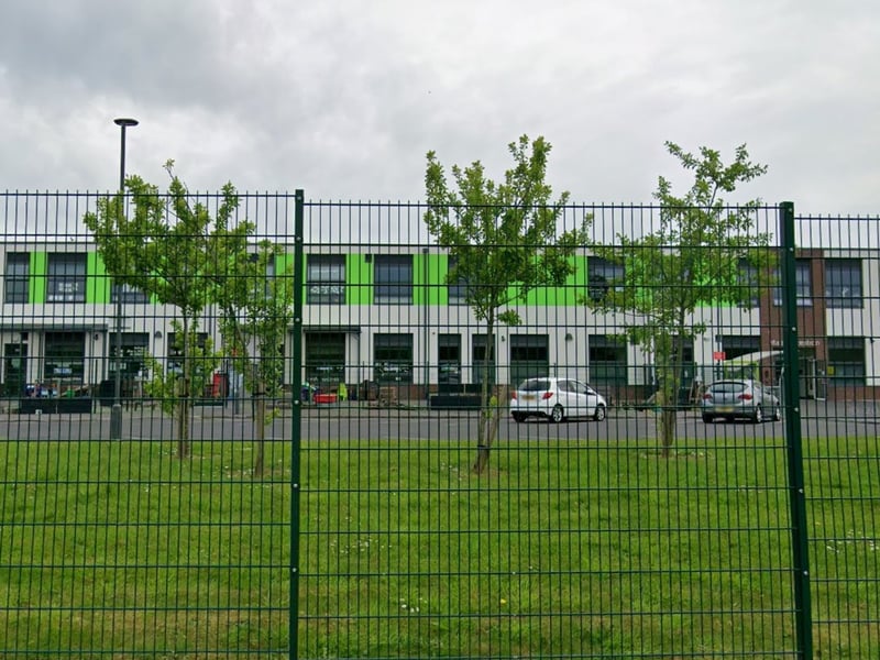 135 pupils put this school as their first choice but only 60 first choice offers were handed out which is a success rate of 44.44%