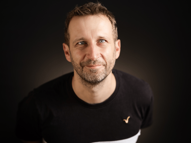 As seen on the BBC and Comedy Central, Radu Isac turns life's darker moments into absurdly funny stand-up observations. 😂 The Glee Club Leeds