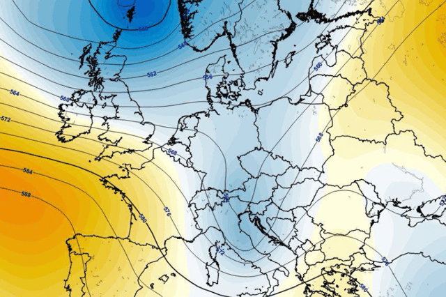 The weather map showing the weekend's forecast