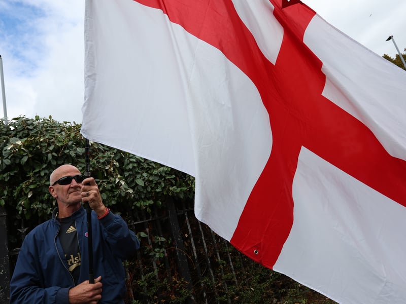 Anti-migrant protesters in Portsmouth